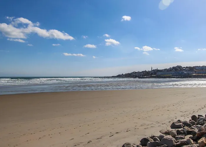 The Holiday House Condominiums